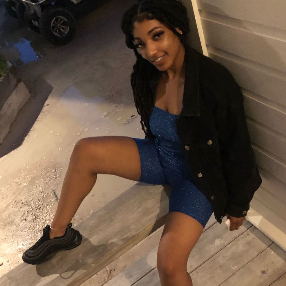 Romper - Picture 2 of 3